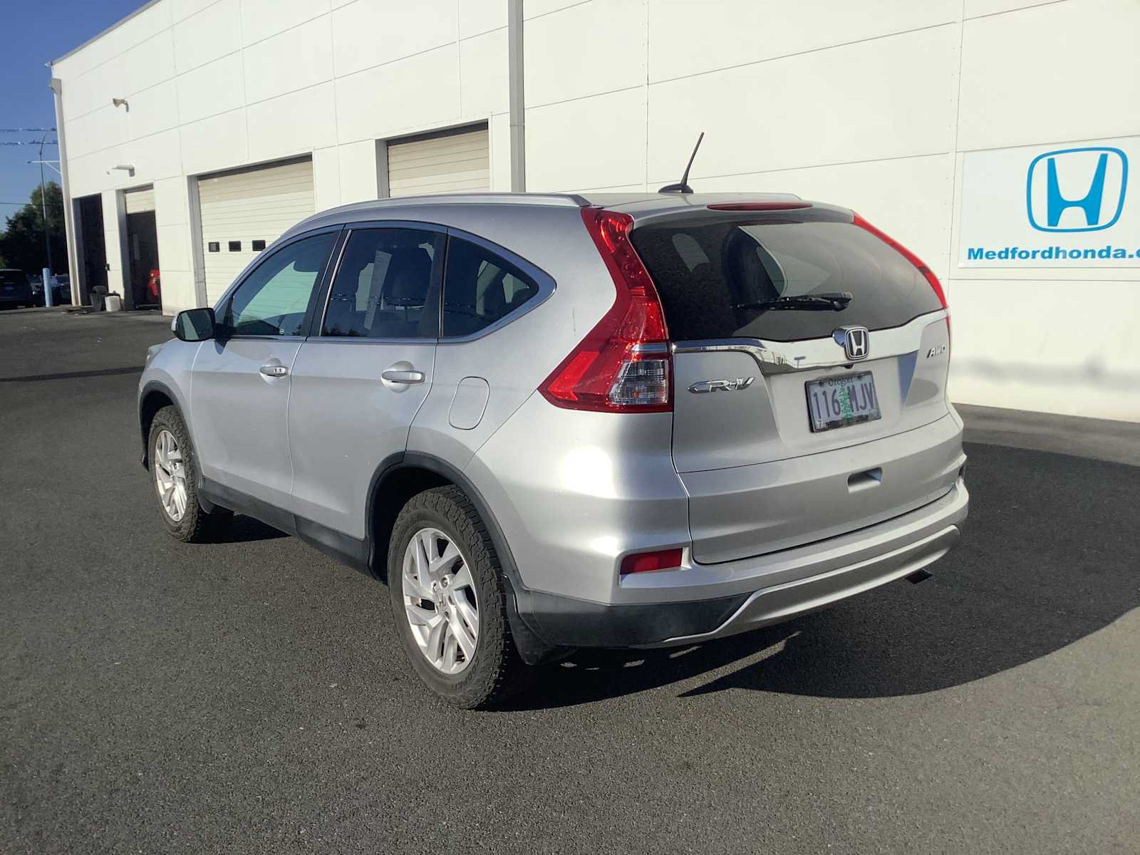 Used 2016 Honda CR-V EX-L image 3