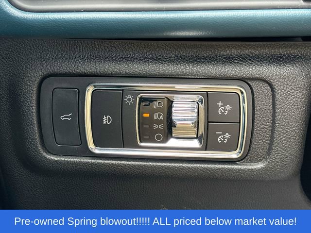 Used 2020 Lincoln Corsair Reserve w/ Equipment Group 201A FWD image 34