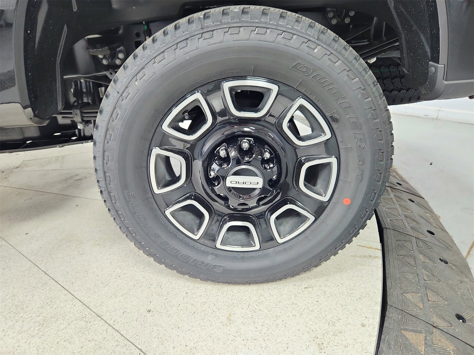 New 2026 Ford F350 Platinum w/ FX4 Off-Road Package image 53