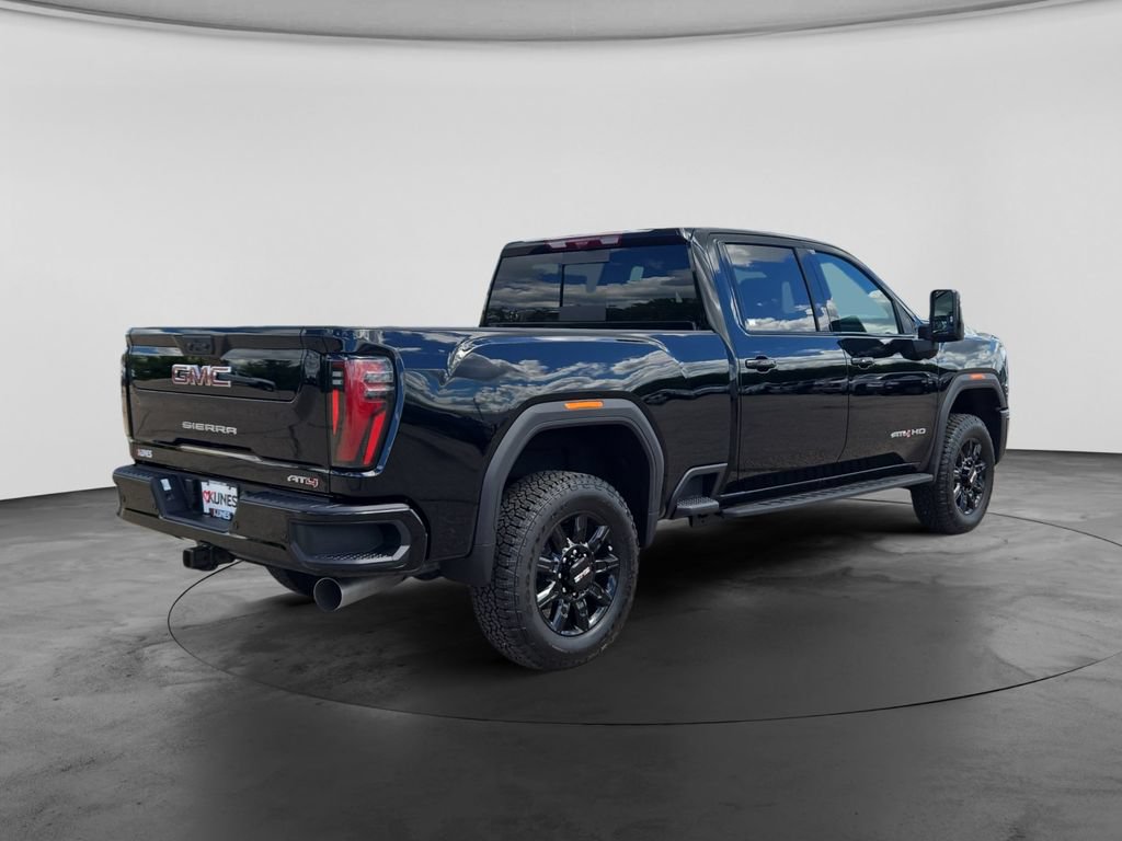 New 2026 GMC Sierra 2500 AT4 w/ AT4 Premium Plus Package AWD/4WD image 9