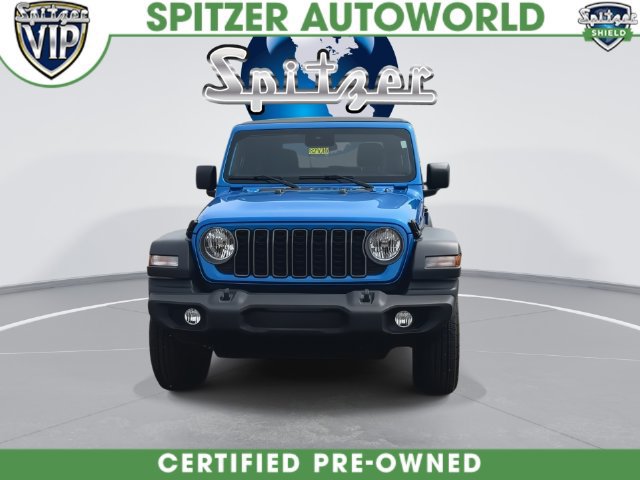 Used 2025 Jeep Wrangler Sport AWD/4WD image 4