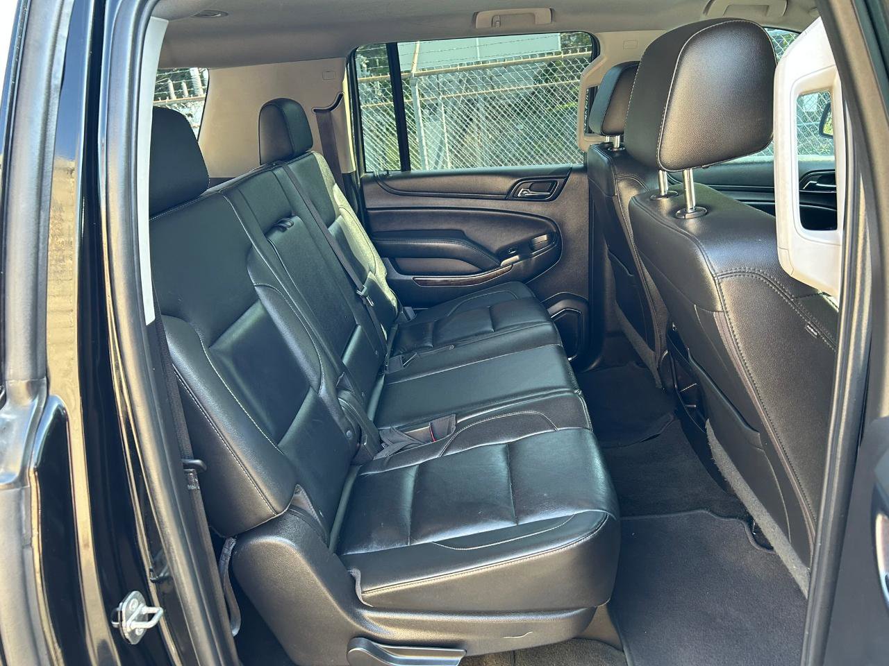 Used 2018 Chevrolet Suburban LT AWD/4WD image 16