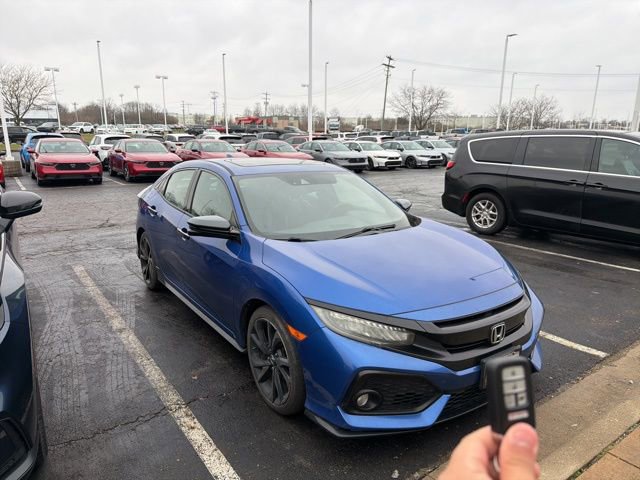 Used 2017 Honda Civic Sport Touring image 2