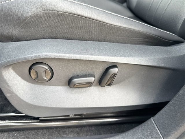 Used 2024 Volkswagen Tiguan SE R-Line w/ MDO Package, Three-Row image 18