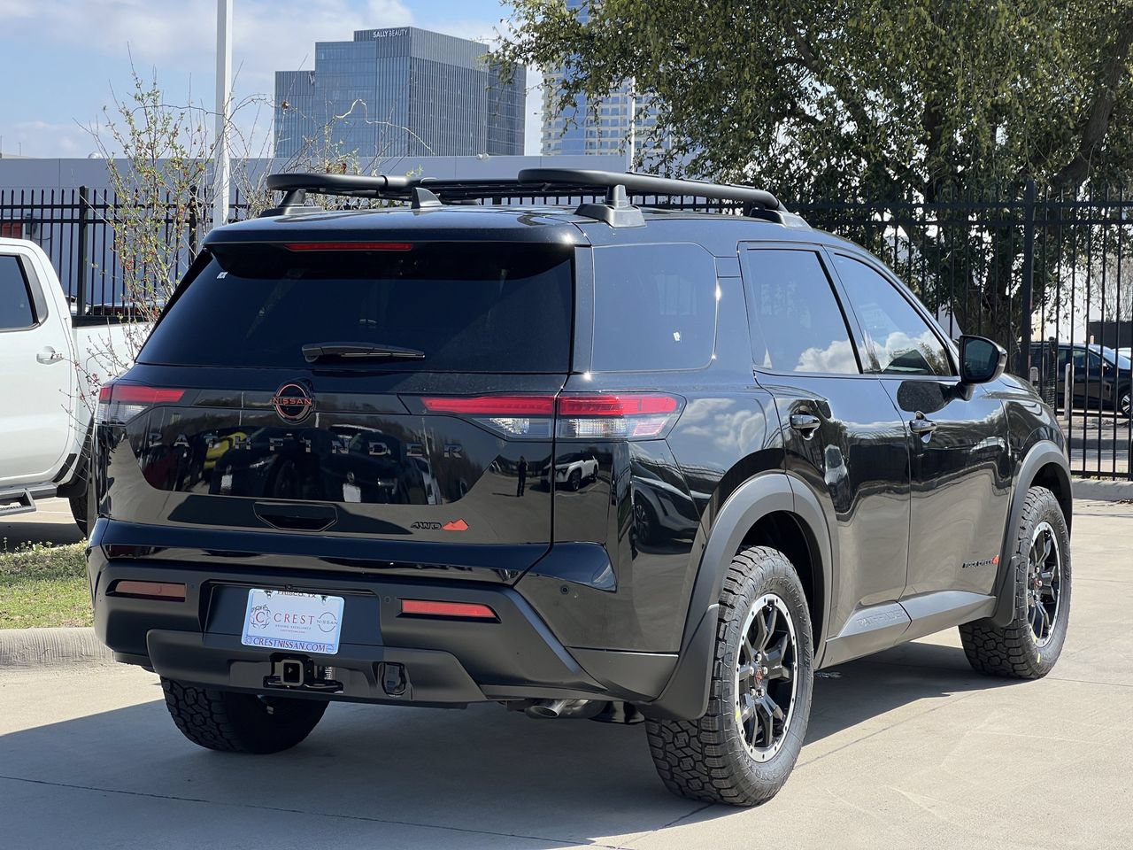 New 2026 Nissan Pathfinder Rock Creek w/ Rock Creek Premium Package AWD/4WD image 4