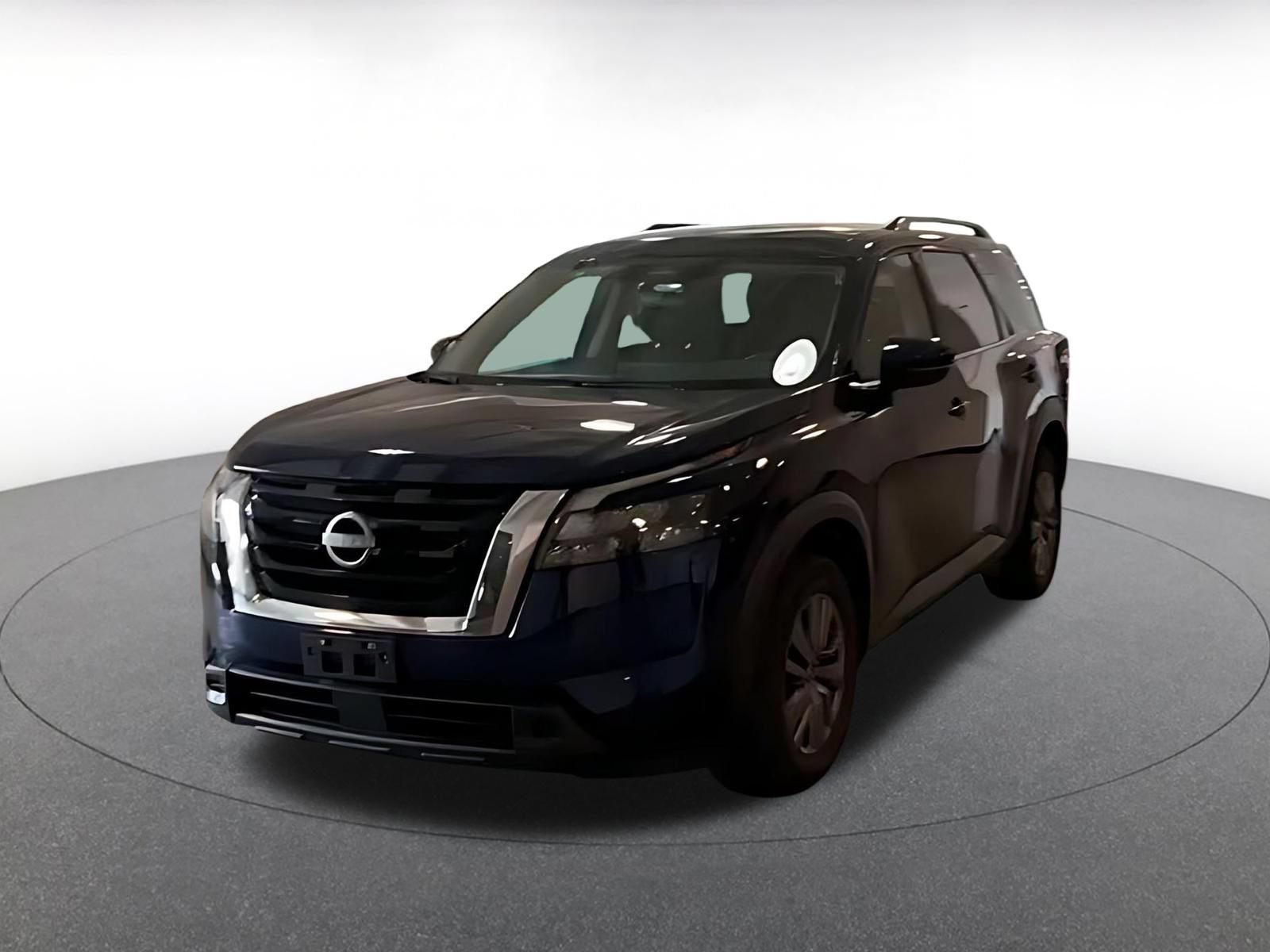 Used 2025 Nissan Pathfinder SV AWD/4WD image 4