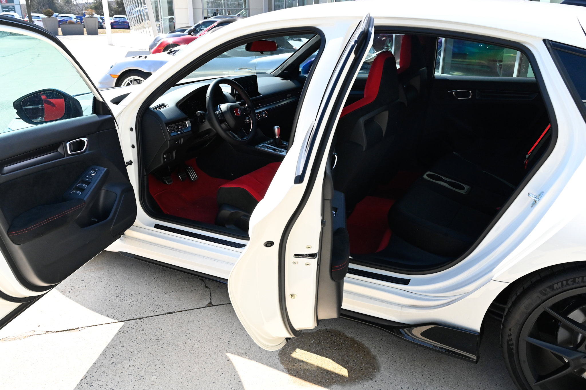 Used 2025 Honda Civic Type R image 32