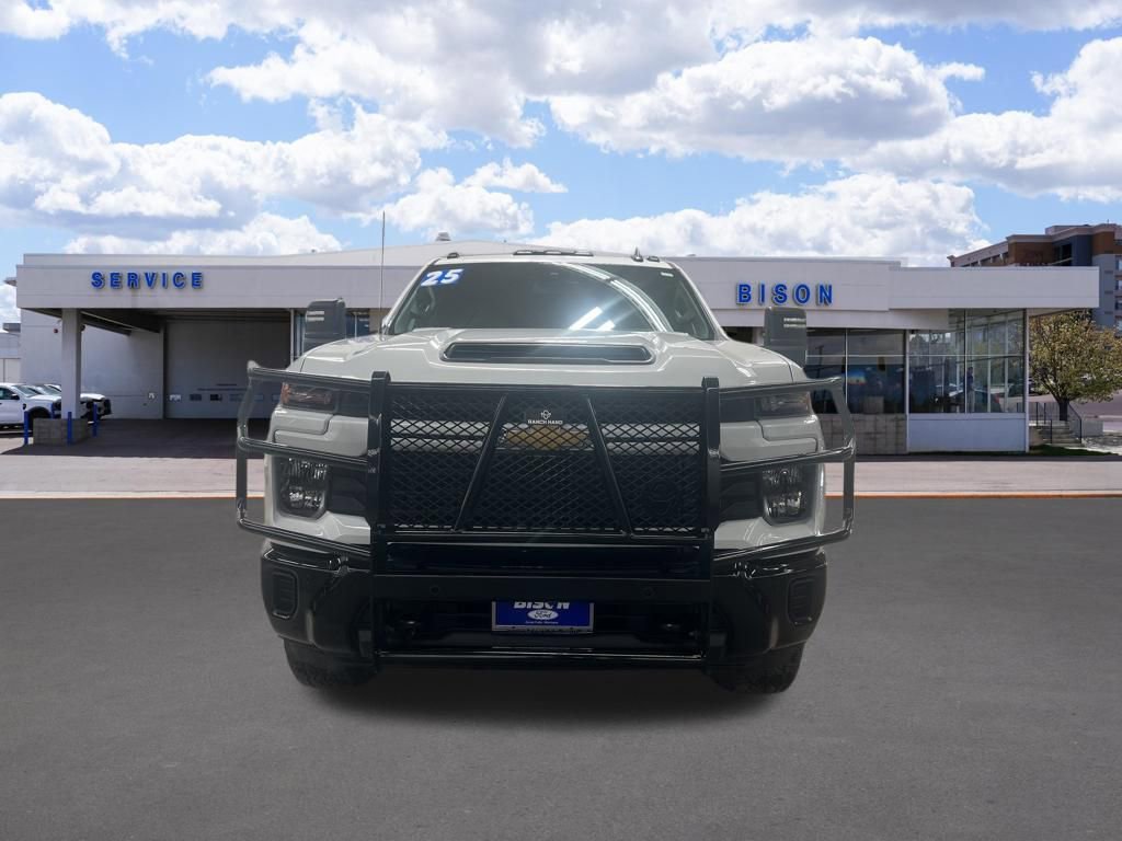 Used 2025 Chevrolet Silverado 2500 Custom w/ Custom Value Package image 8