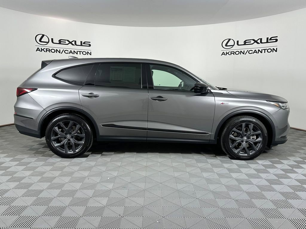 Used 2023 Acura MDX A-Spec image 6