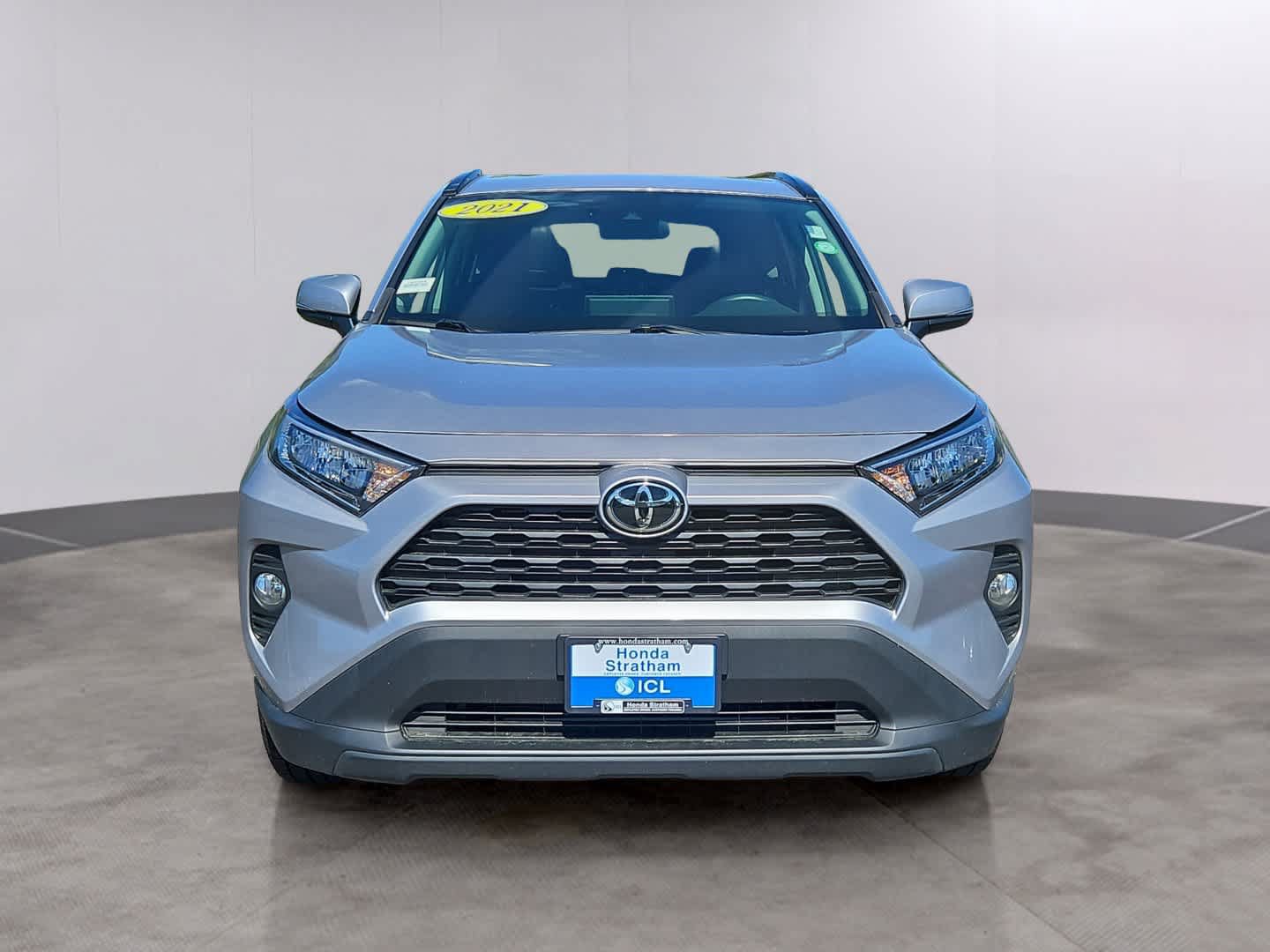 Used 2021 Toyota RAV4 XLE Premium AWD/4WD image 30