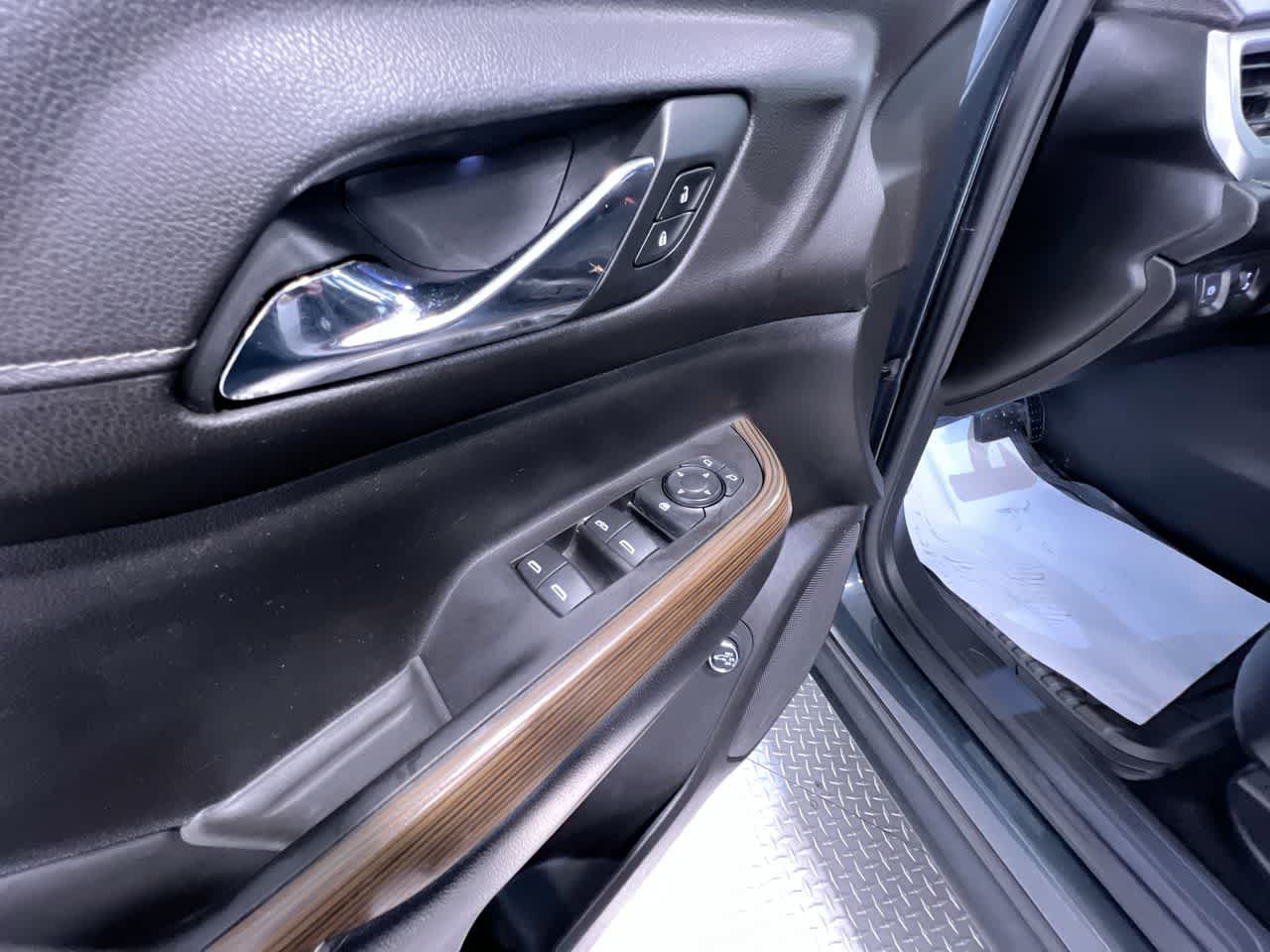 Used 2019 GMC Acadia SLE w/ Driver Alert Package I FWD image 12
