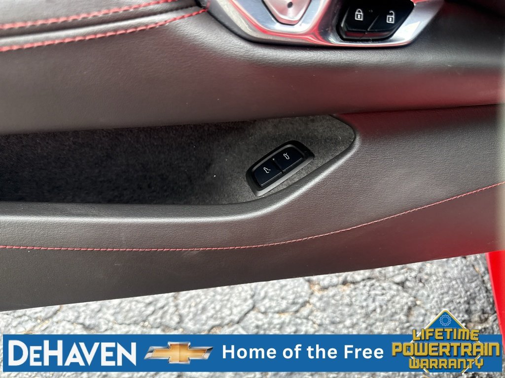 Used 2022 Chevrolet Corvette Stingray Coupe w/ 1LT RWD image 25