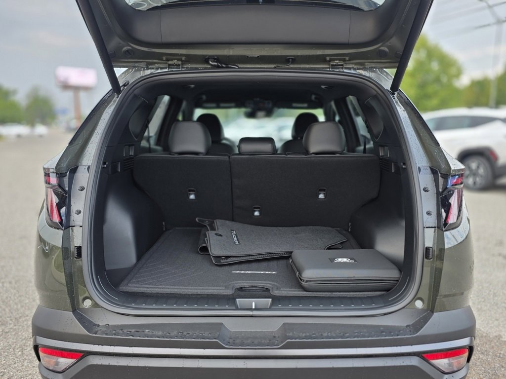 New 2026 Hyundai Tucson XRT image 15