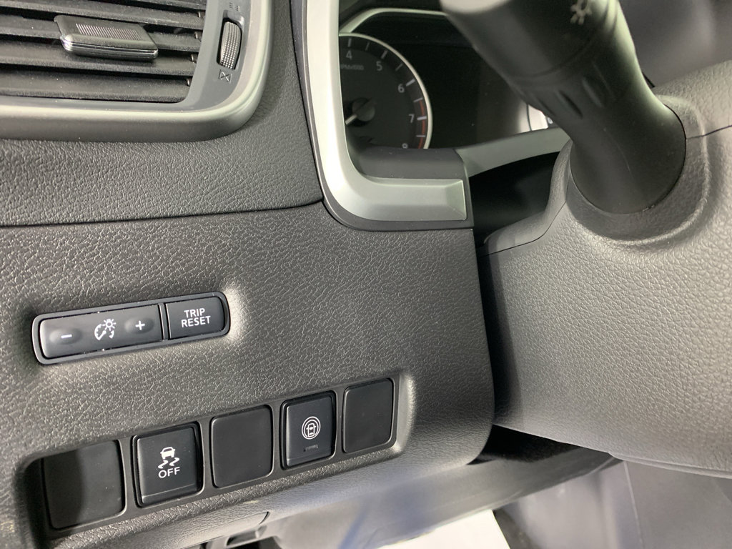 Used 2024 Nissan Murano SV w/ SV Midnight Edition Package image 17