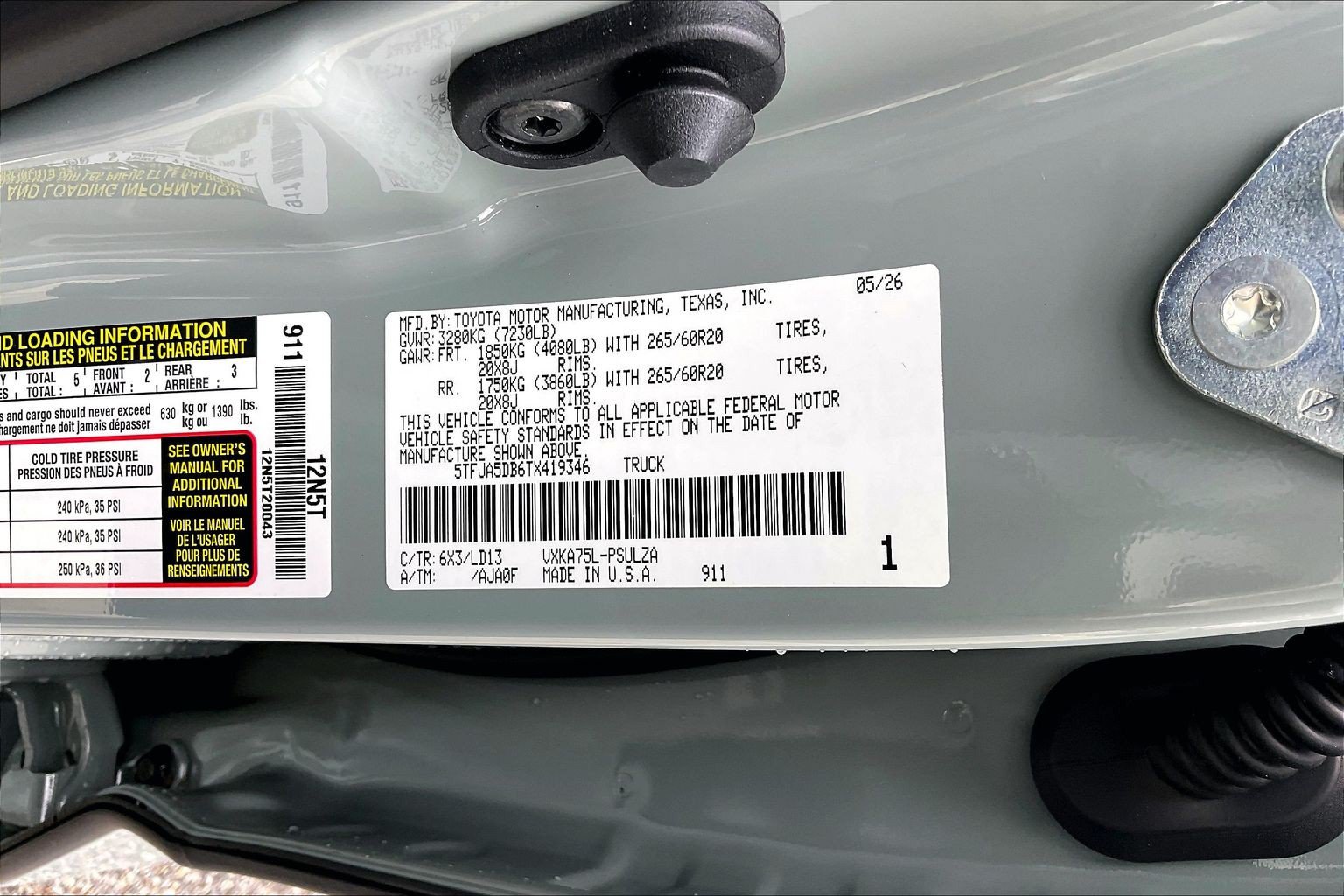New 2026 Toyota Tundra Limited AWD/4WD image 17