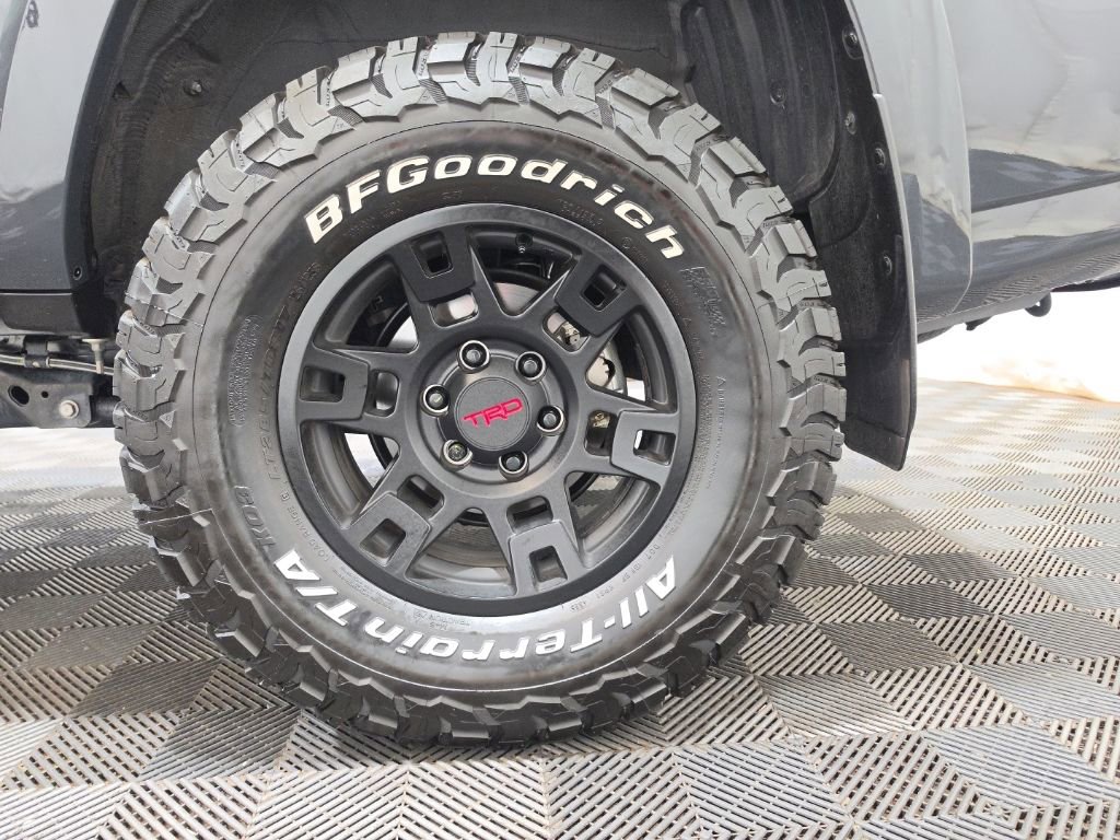 Used 2024 Toyota 4Runner TRD Pro AWD/4WD image 33