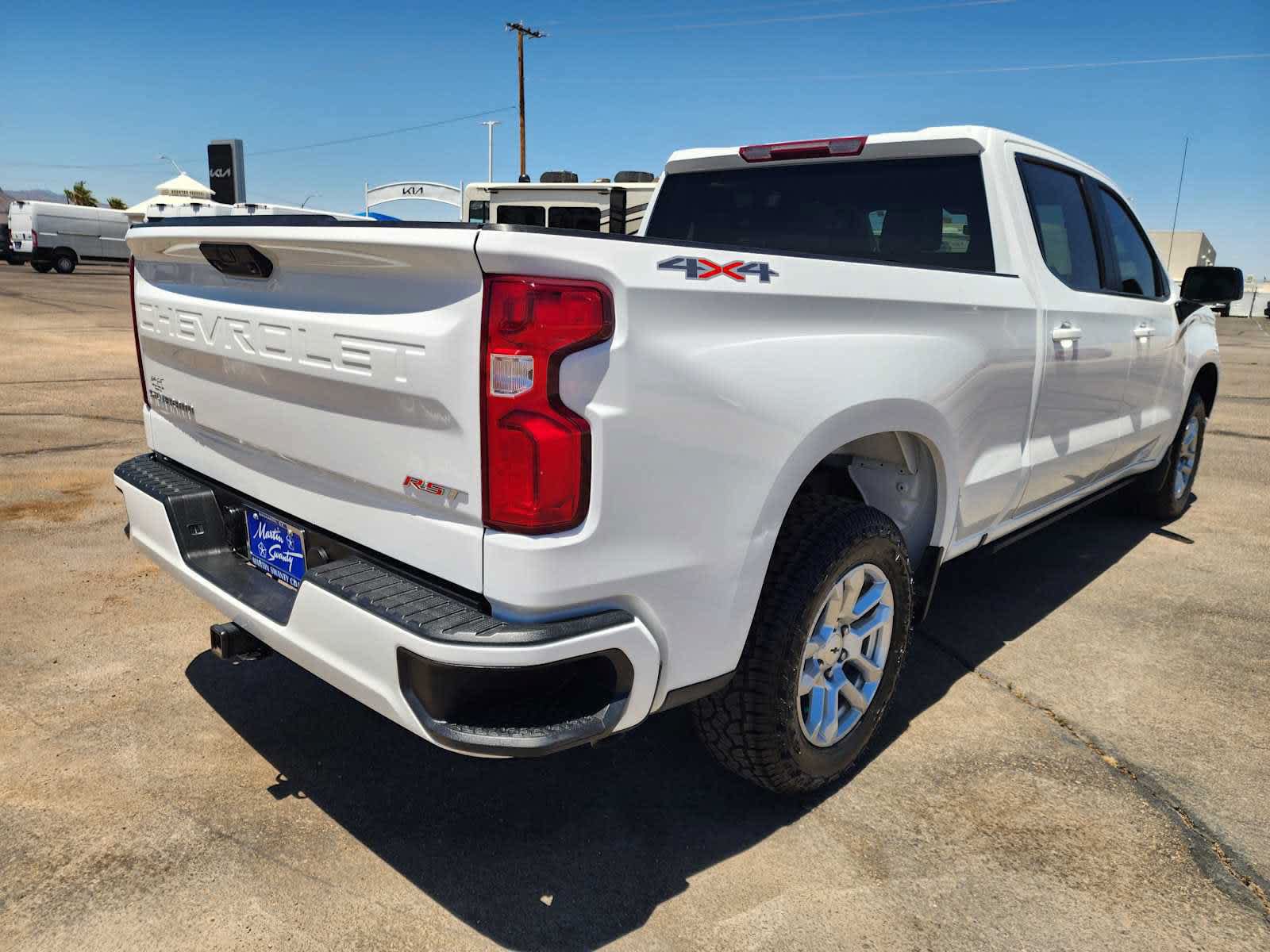 Used 2023 Chevrolet Silverado 1500 RST AWD/4WD image 5