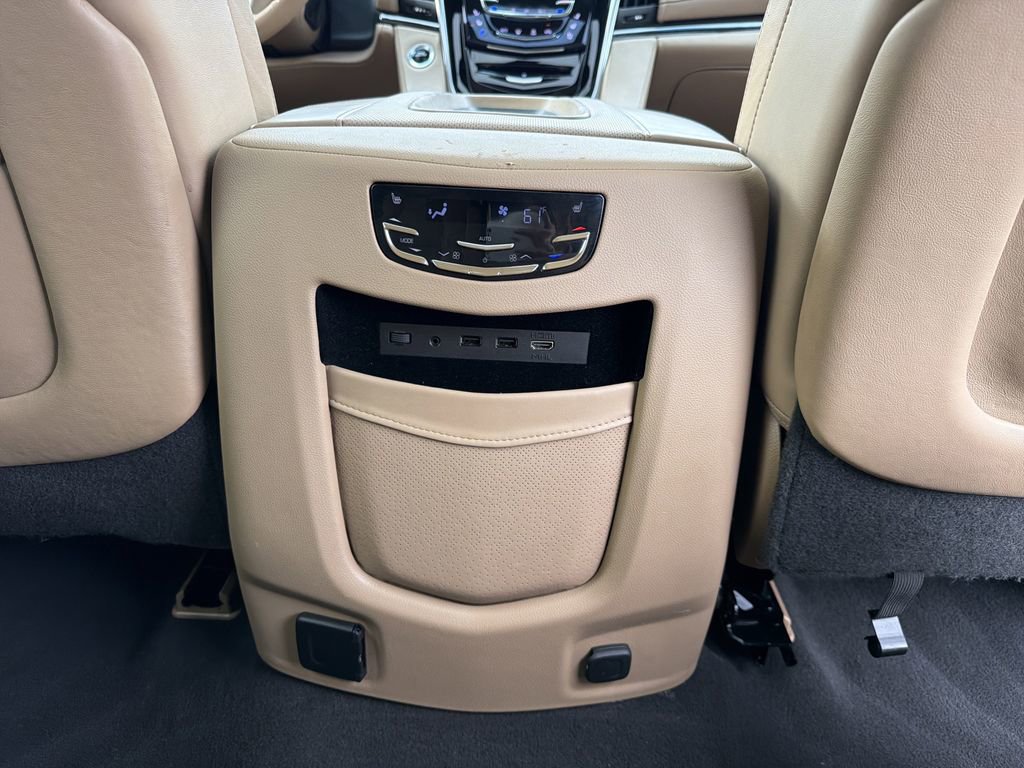 Used 2019 Cadillac Escalade ESV Platinum image 23