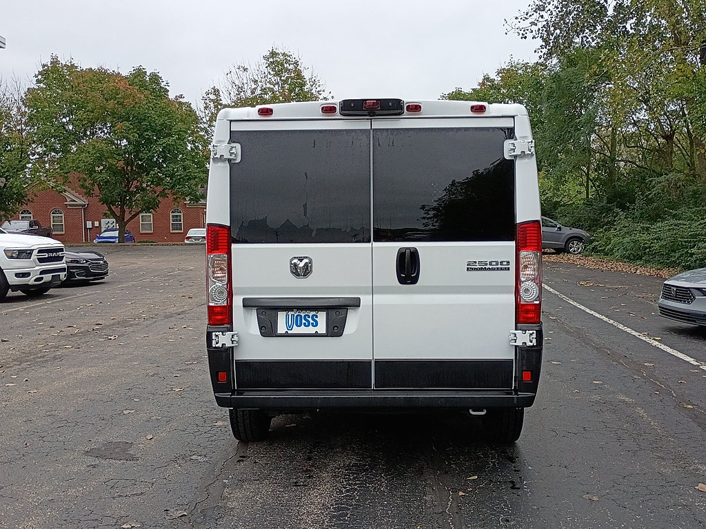 Used 2025 RAM ProMaster 2500 w/ U-Haul Equipment Group FWD image 5