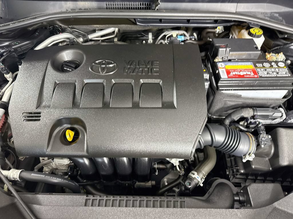 Certified 2018 Toyota C-HR XLE FWD image 31