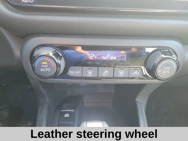 Used 2024 Nissan Kicks SR image 8