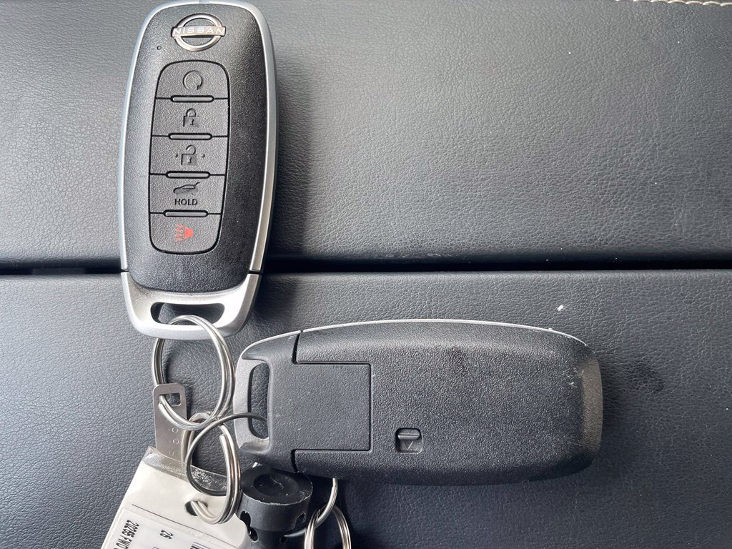 Certified 2026 Nissan Rogue SV FWD image 21