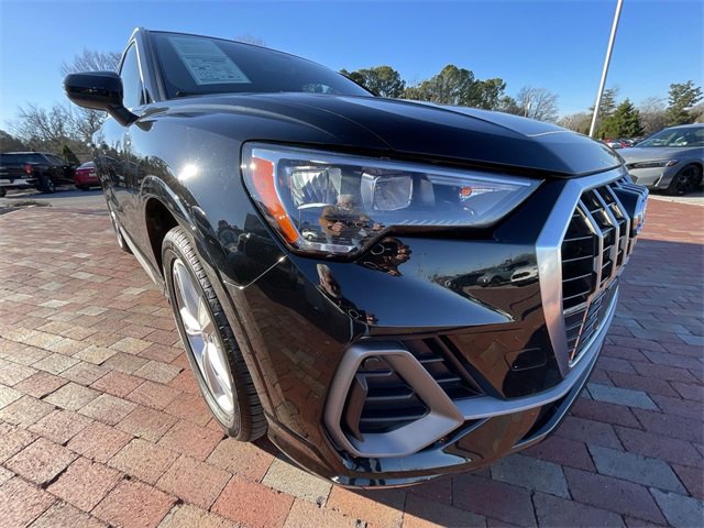 Used 2020 Audi Q3 2.0T Premium w/ Convenience Package image 37