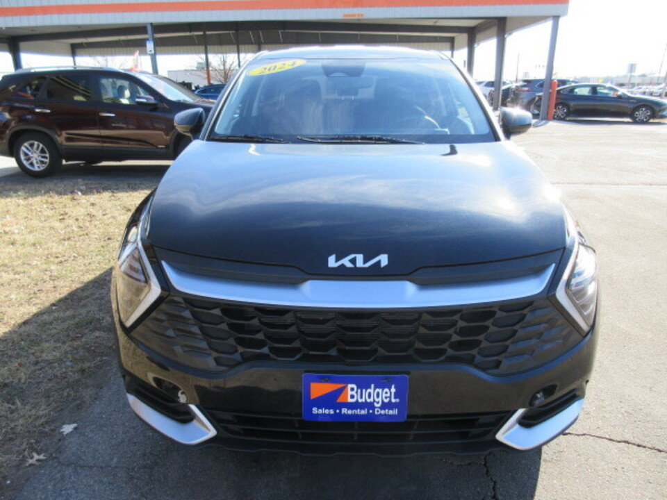 Used 2024 Kia Sportage LX image 8