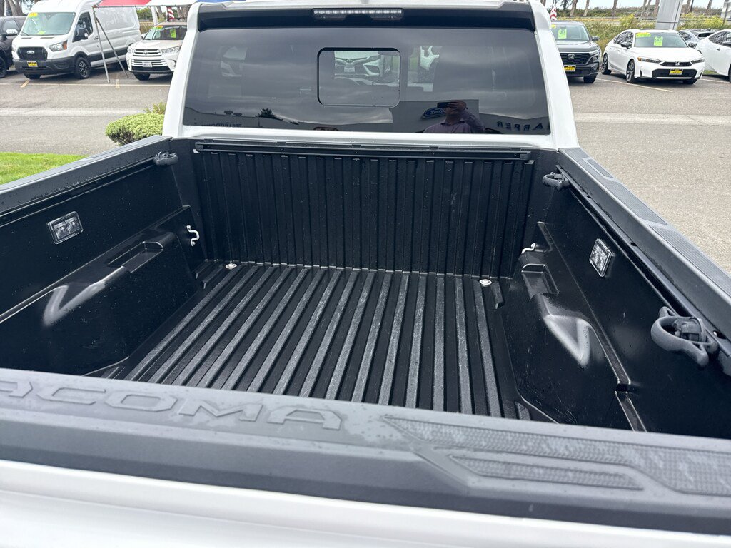 Used 2024 Toyota Tacoma SR5 w/ SR5 Upgrade Package AWD/4WD image 6
