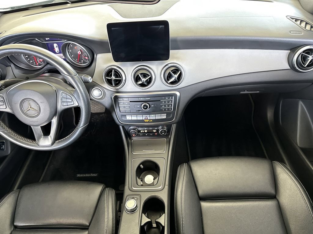 Used 2018 Mercedes-Benz CLA 250 image 17
