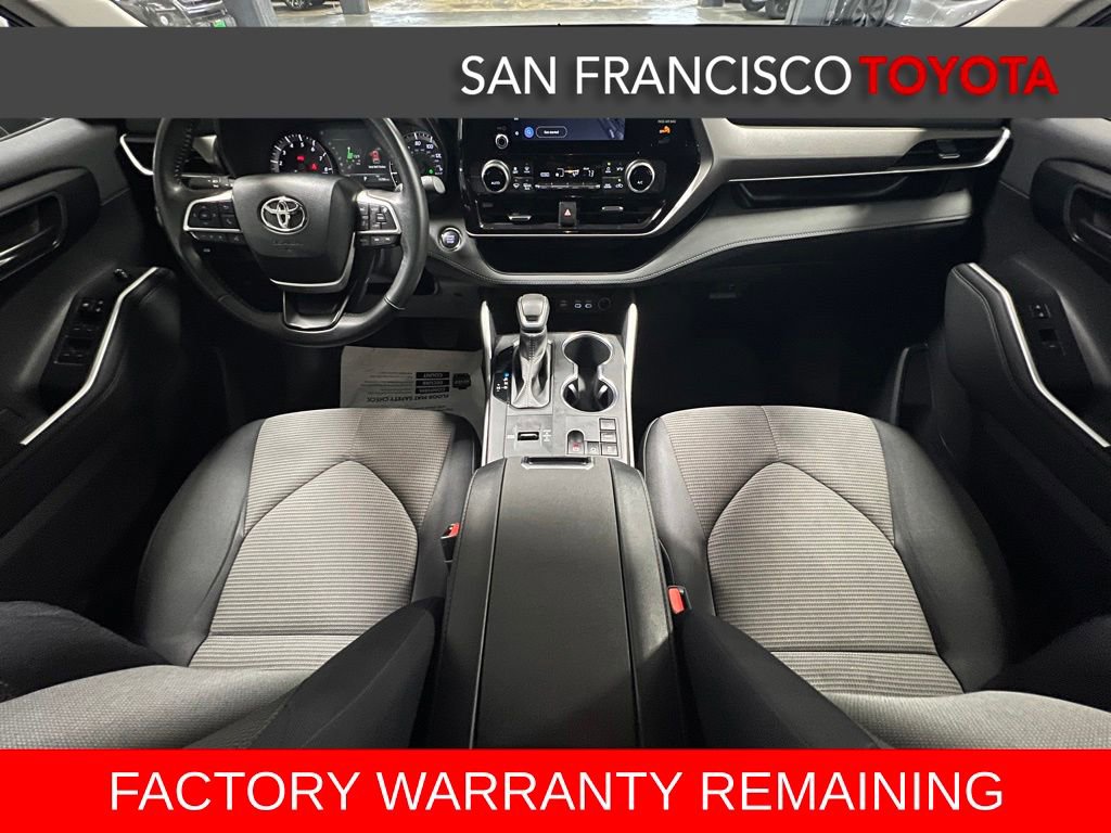 Used 2023 Toyota Highlander LE FWD image 21