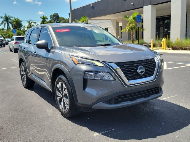 Used 2023 Nissan Rogue SV FWD image 3