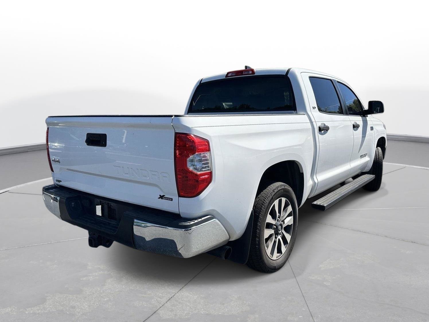 Used 2020 Toyota Tundra SR5 w/ SR5 Leather Package AWD/4WD image 47