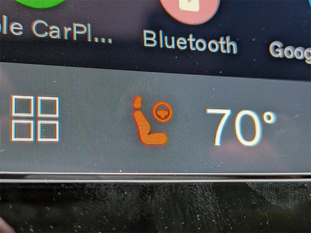 New 2026 Volvo XC40 B5 Plus w/ Protection Package Premier image 26