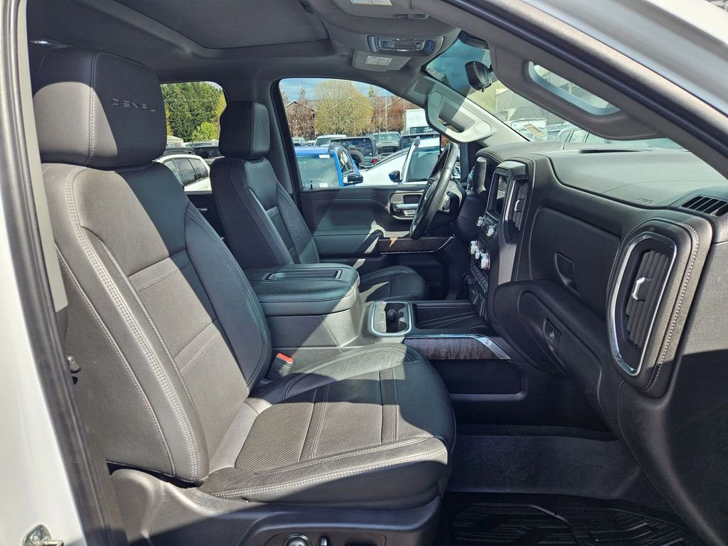 Used 2020 GMC Sierra 2500 Denali w/ Denali Ultimate Package image 16