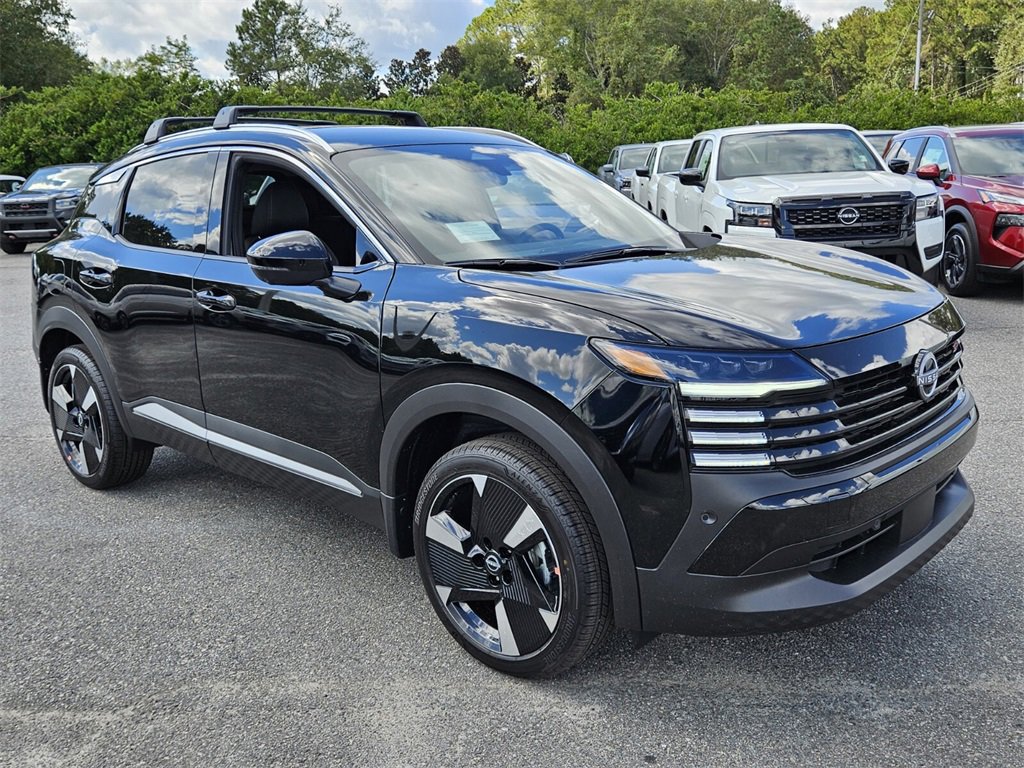 New 2026 Nissan Kicks SR w/ Cold Weather Package image 14