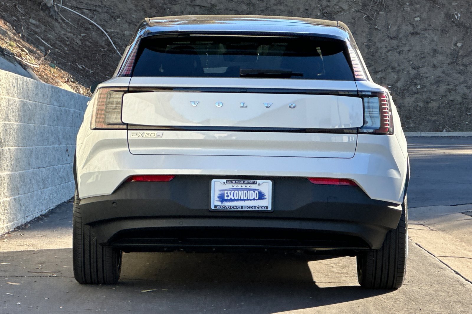 New 2026 Volvo EX30 Plus AWD/4WD image 5