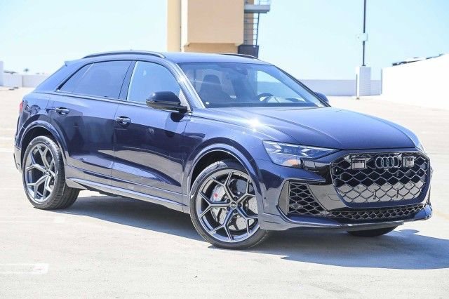 New 2025 Audi RS Q8 performance