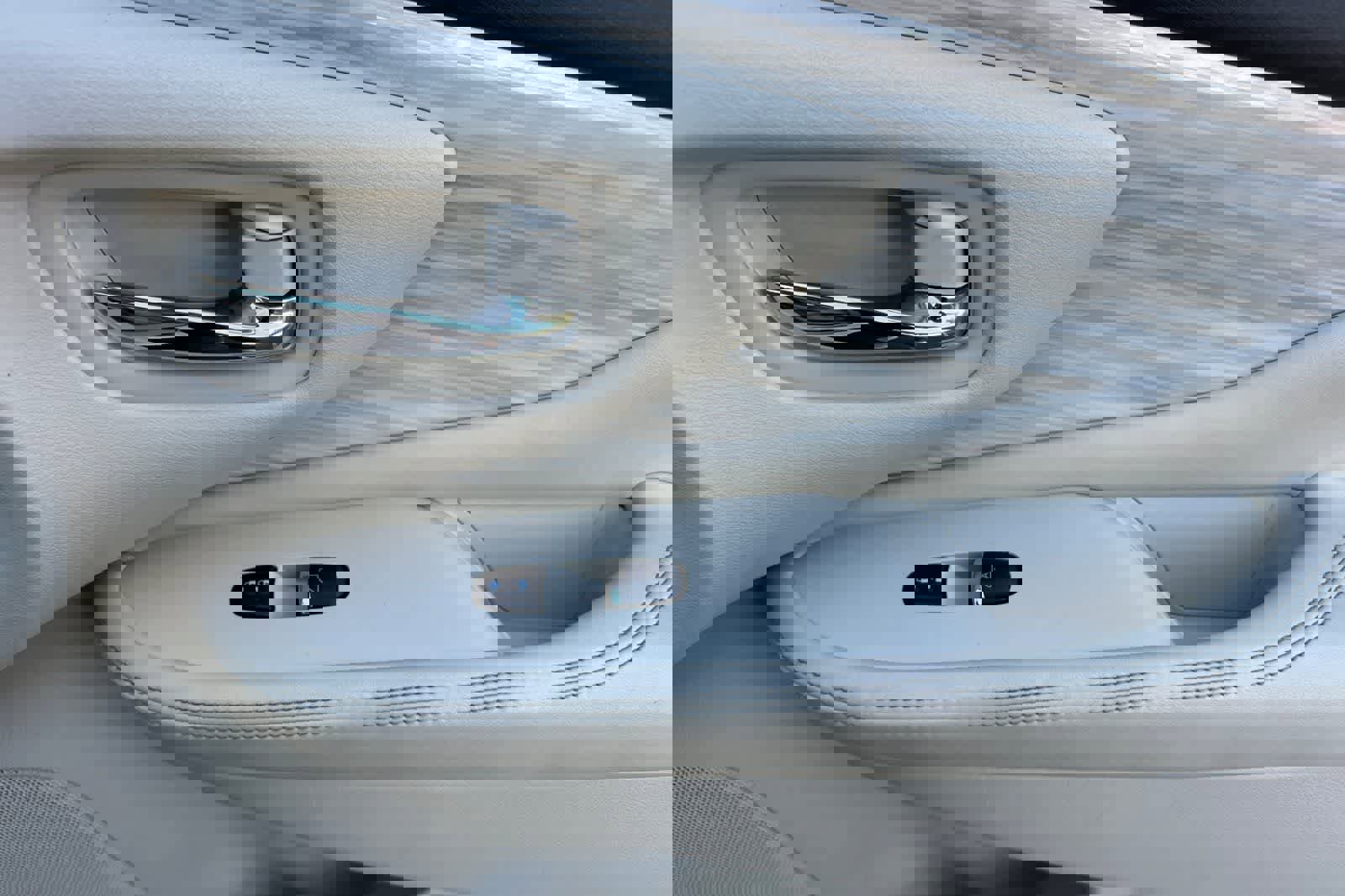 Used 2015 Nissan Murano Platinum w/ Platinum Technology Package image 19