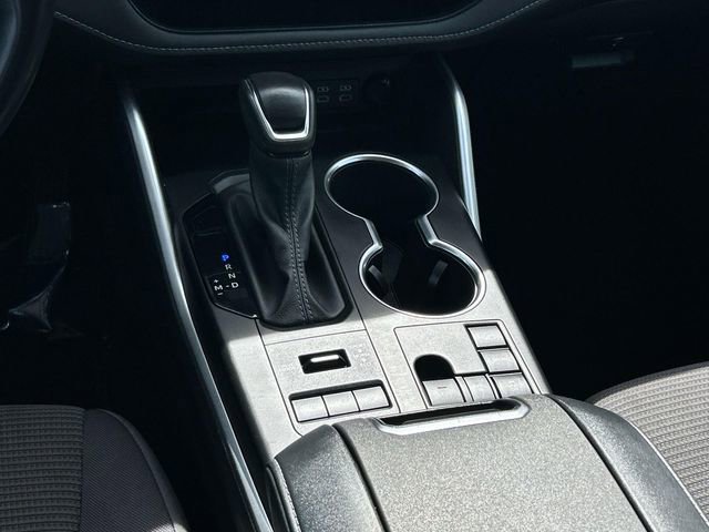 Used 2024 Toyota Highlander LE image 5