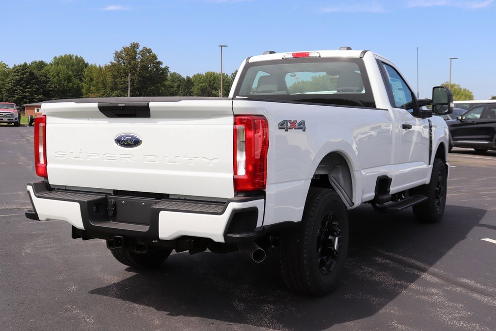 New 2026 Ford F350 4x4 Regular Cab Super Duty image 15