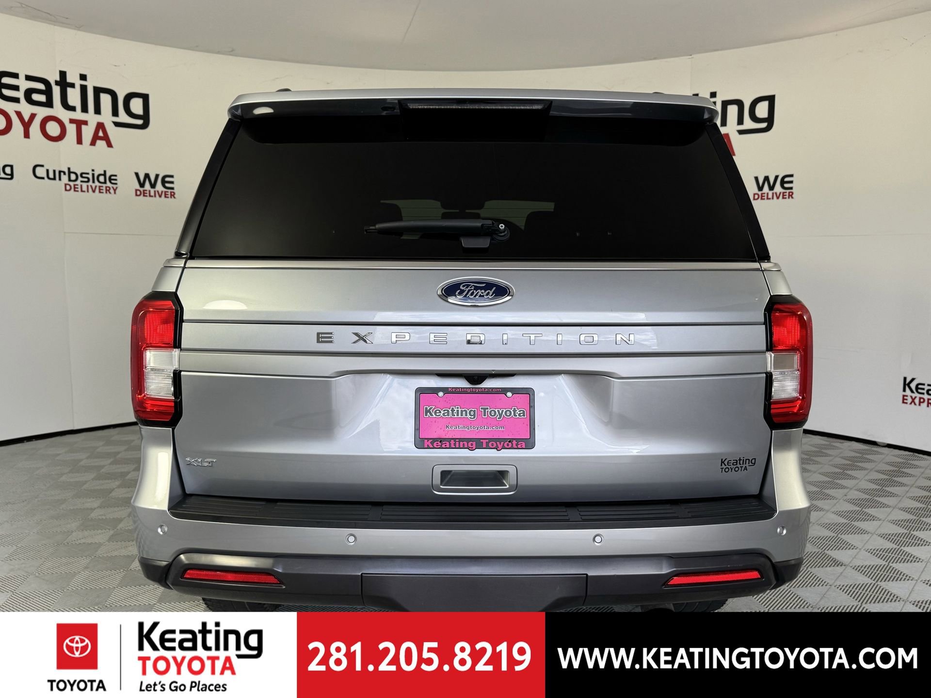 Used 2024 Ford Expedition XLT image 6