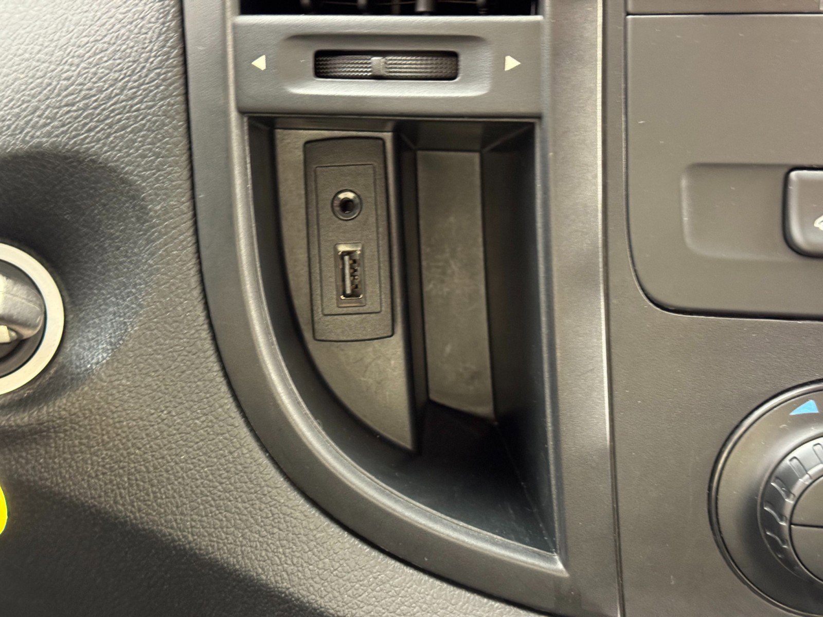 Used 2019 Mercedes-Benz Metris Passenger image 22