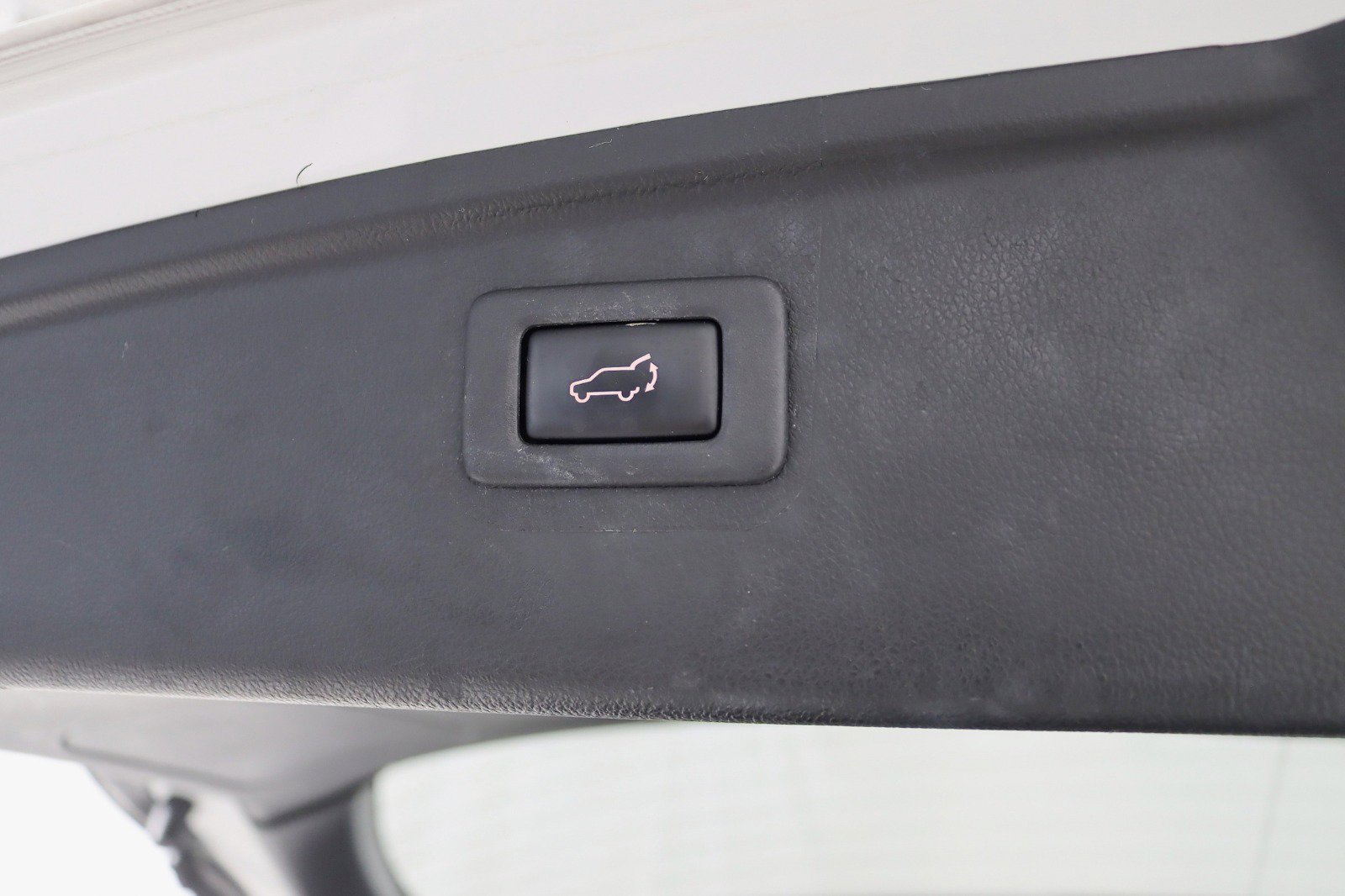 Used 2019 Subaru Outback 2.5i Premium image 34