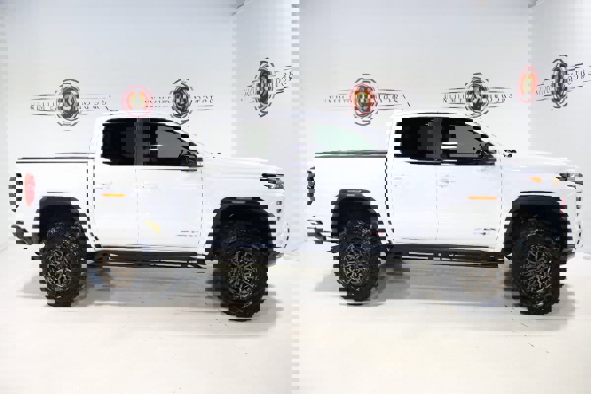 Used 2023 GMC Canyon AT4X image 33