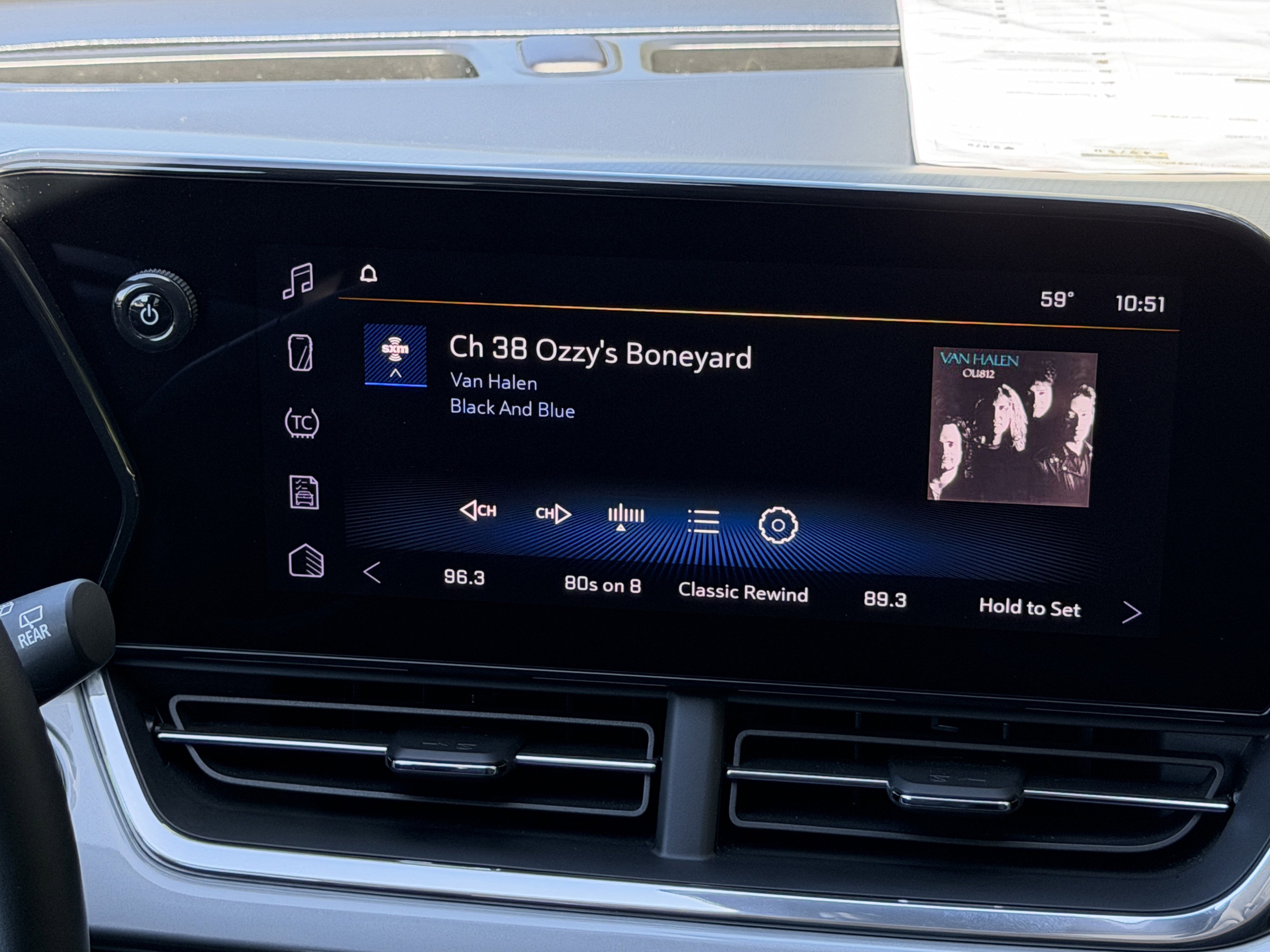 Used 2024 Chevrolet Trax LT w/ Driver Confidence Package image 24