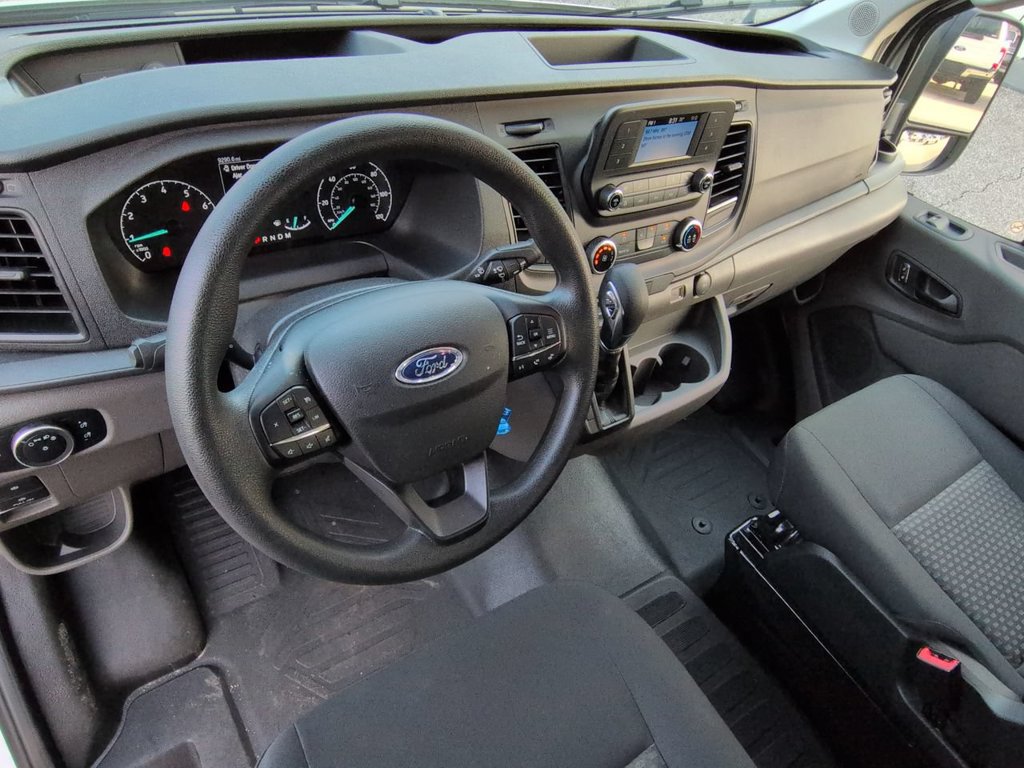 Used 2025 Ford Transit 250 Low Roof w/ Exterior Upgrade Package RWD image 15