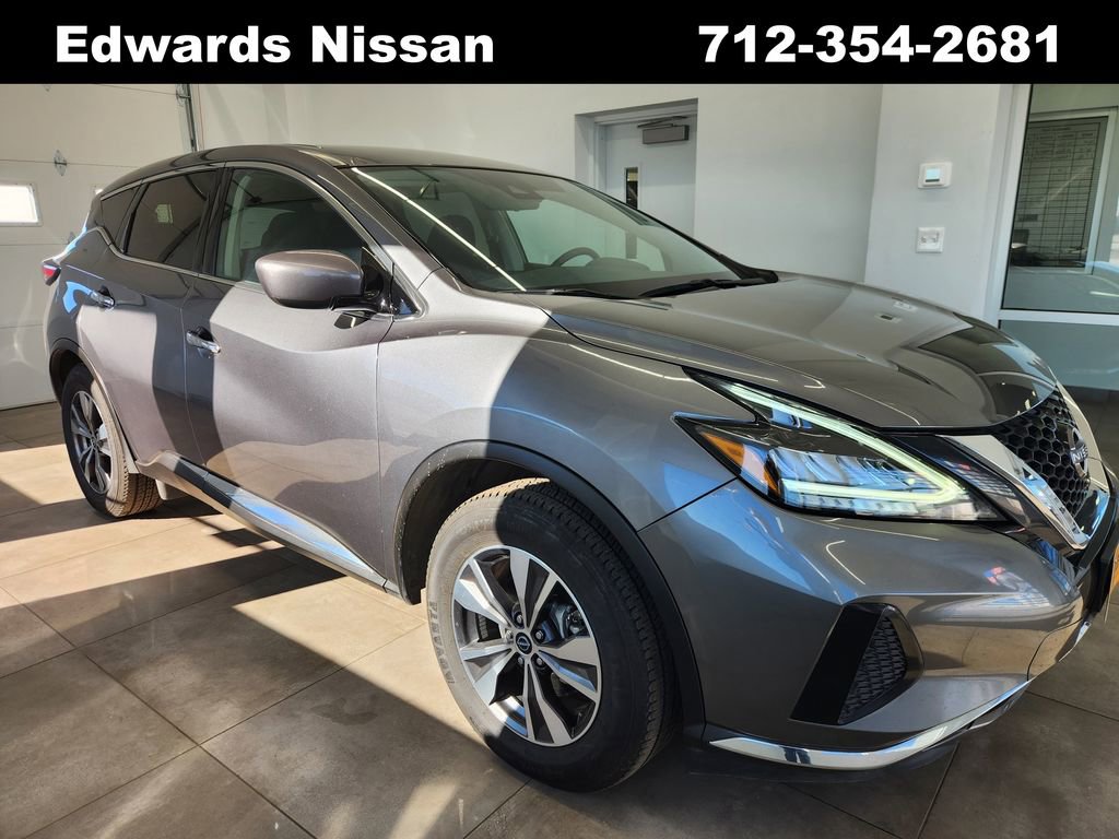 Used 2023 Nissan Murano S image 3