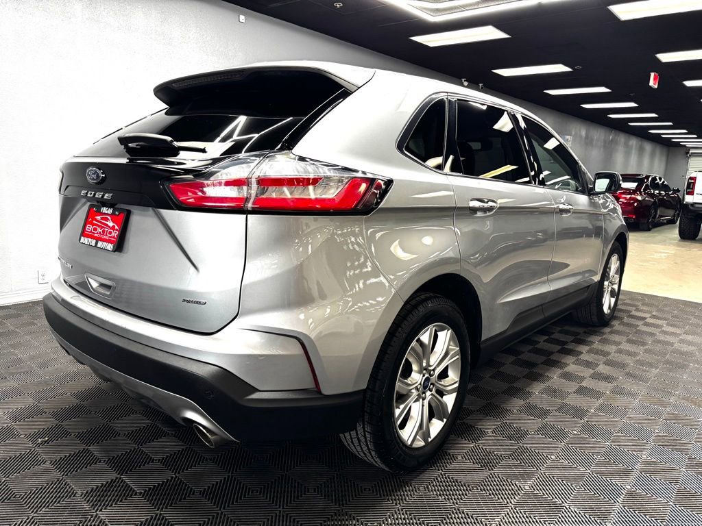 Used 2022 Ford Edge Titanium w/ Equipment Group 301A AWD/4WD image 14