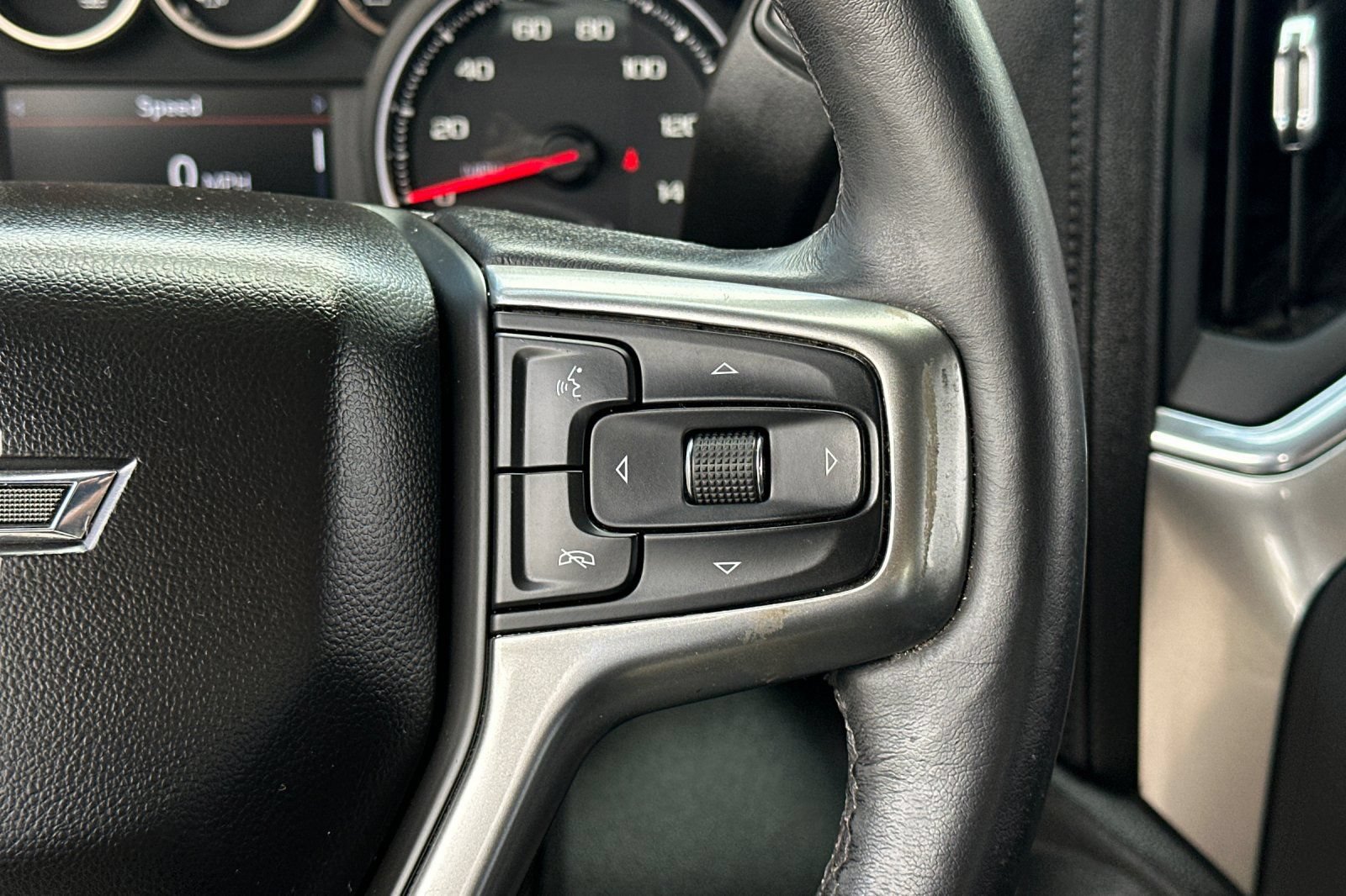 Used 2021 Chevrolet Silverado 1500 RST AWD/4WD image 31